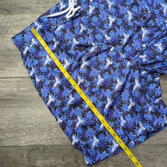 find. Board Shorts Size L - Picture 6 of 7